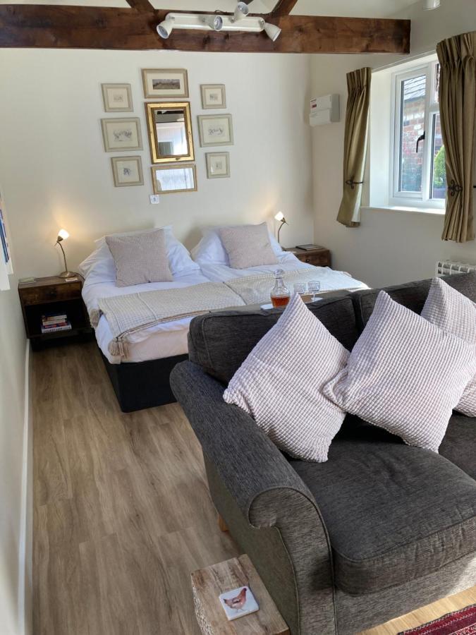Hunters Moon B&B Tidworth Exterior photo